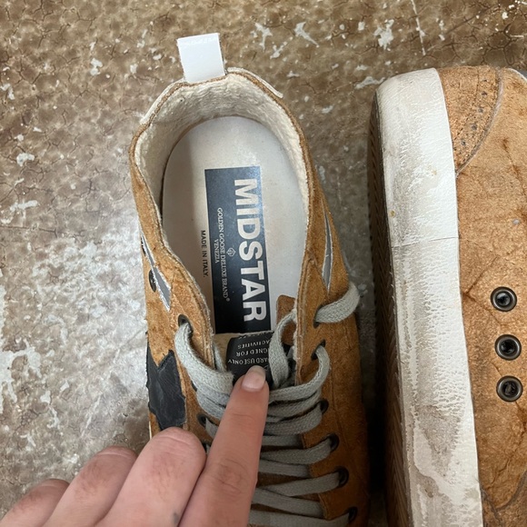 Golden Goose Sneakers - Picture 3 of 3